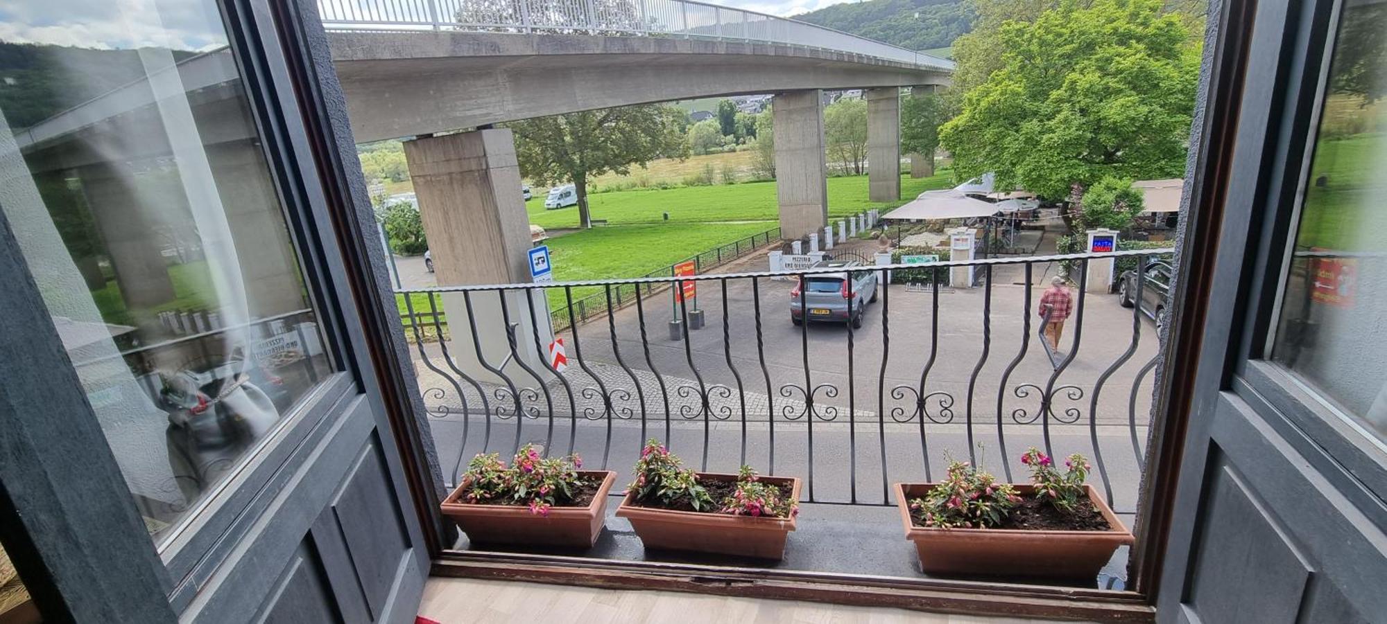 Moselblick Appartement Kinheim Buitenkant foto